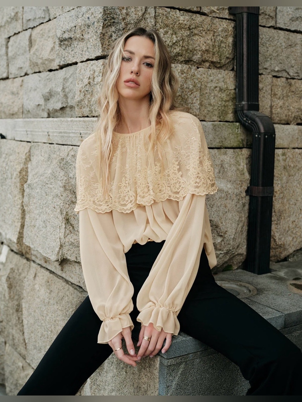 NWT Zara Cream Lace Chiffon Blouse Size L Romantic Sheer Long Sleeve Boho
Top